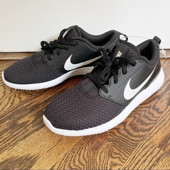 NWOT Nike Roshe G 2021 Golf Shoes Black White Mens CD6065-001 - Picture 1 of 6